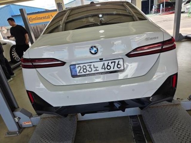 BMW 5-Series 2026 — inspection photo 2