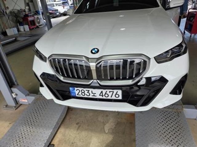 BMW 5-Series 2026 — inspection photo 1