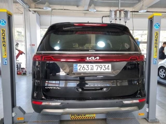 Kia Canival 2023 — inspection photo 2