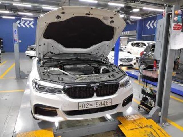 BMW 5-Series 2018 — inspection photo 1