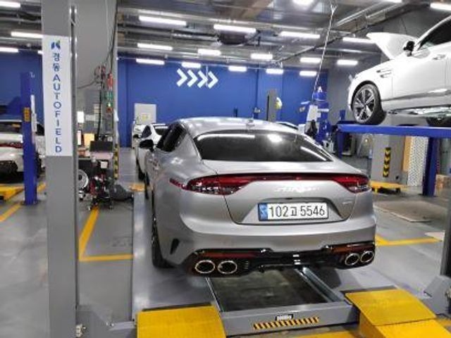 Kia Stinger 2023 — inspection photo 2