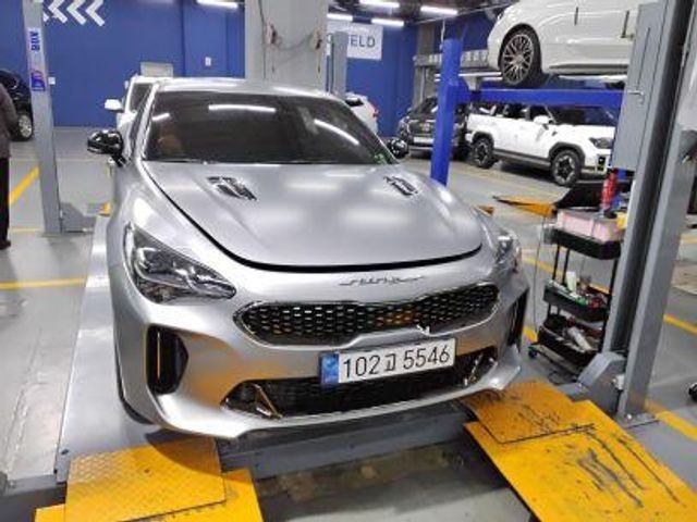 Kia Stinger 2023 — inspection photo 1
