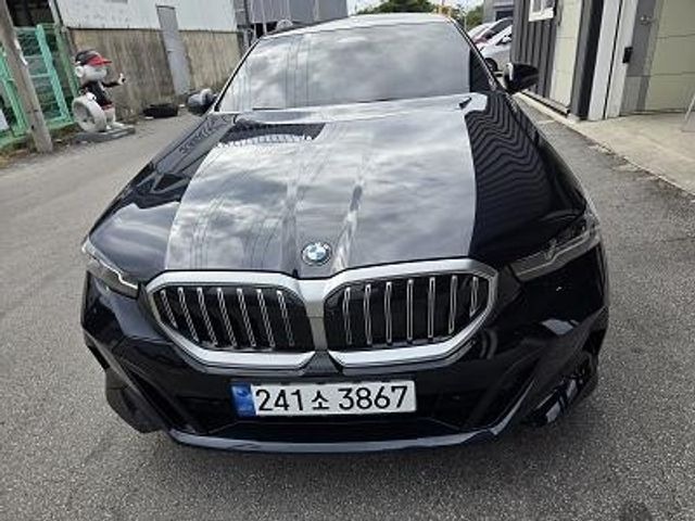 BMW 5-Series 2026 — inspection photo 1