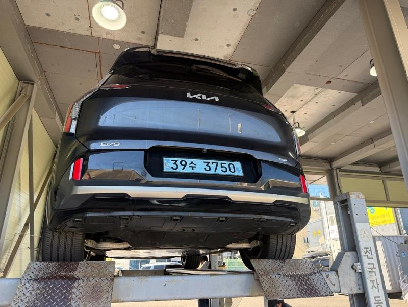 Kia EV9 2024 — inspection photo 2