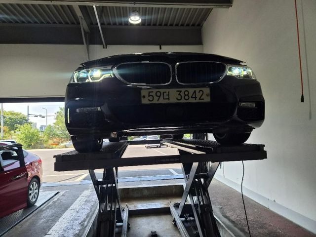 BMW 5-Series 2018 — inspection photo 1