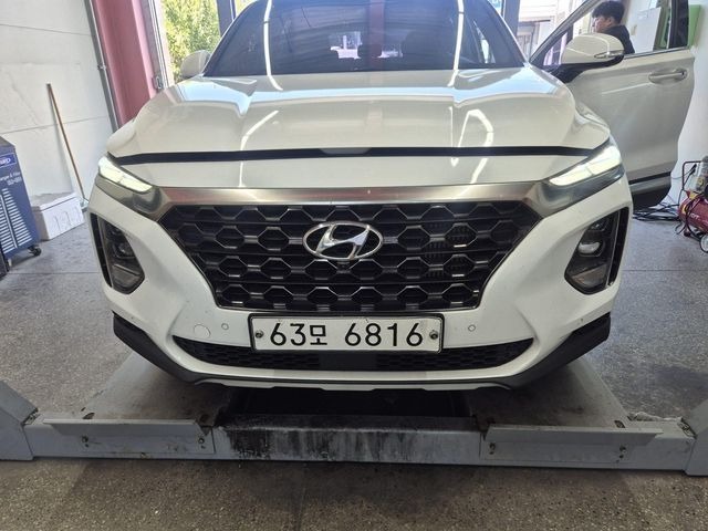 Hyundai Santafe 2019 — inspection photo 1