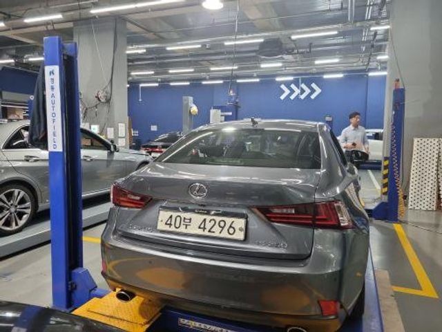 Lexus IS 2014 — inspection photo 2