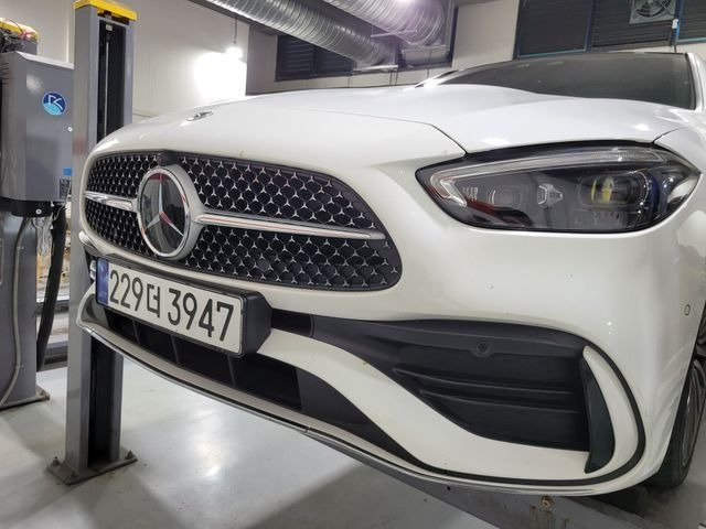 Mercedes-Benz C-Class 2024 — inspection photo 1