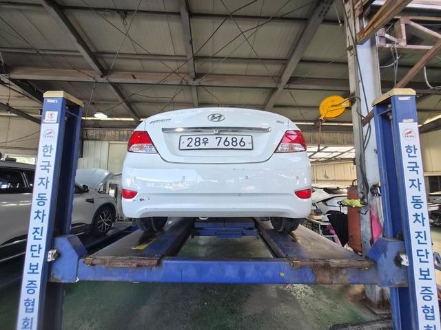 Hyundai Accent 2015 — inspection photo 2