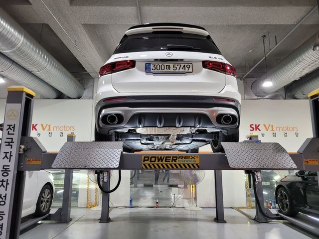 Mercedes-Benz GLB-Class 2023 — inspection photo 2