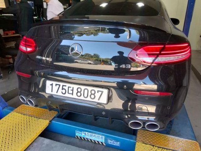 Mercedes-Benz C-Class 2023 — inspection photo 2
