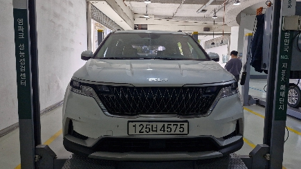Kia Canival 2023 — inspection photo 1
