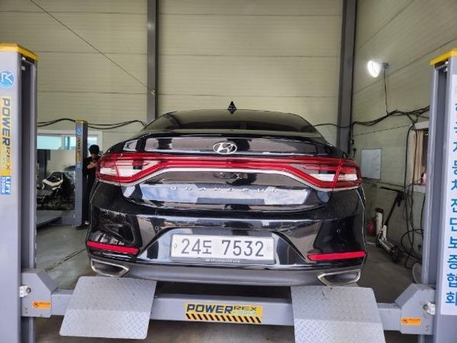 Hyundai Grandeur 2018 — inspection photo 2