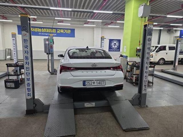 Hyundai AVANTE 2021 — inspection photo 2