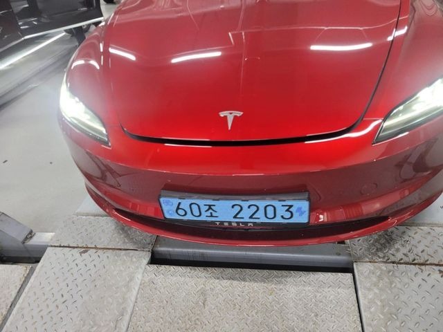 Tesla Model 3 2024 — inspection photo 1