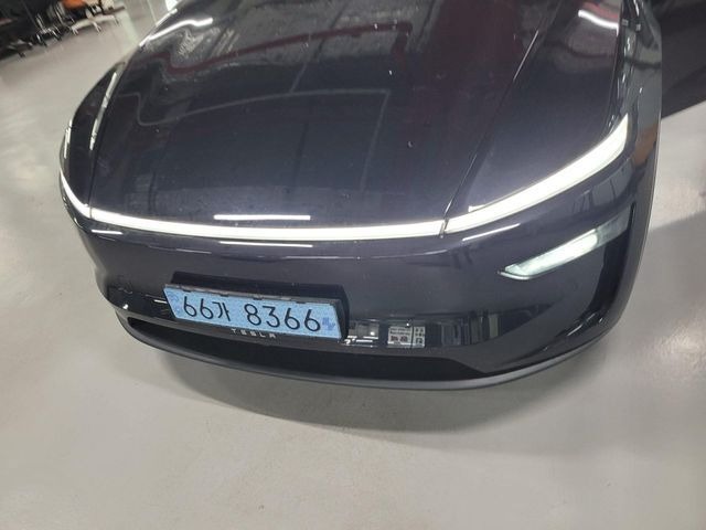 Tesla Model Y 2025 — inspection photo 1