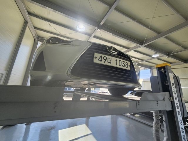 Lexus IS 2017 — inspection photo 1