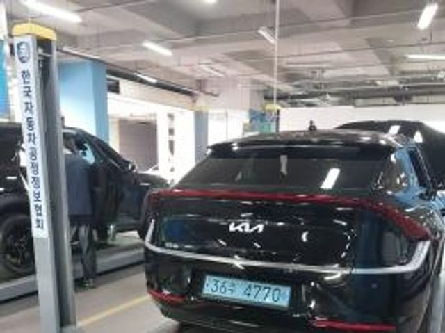 Kia EV6 2023 — inspection photo 2