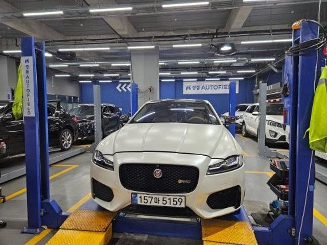 Jaguar XF 2017 — inspection photo 1