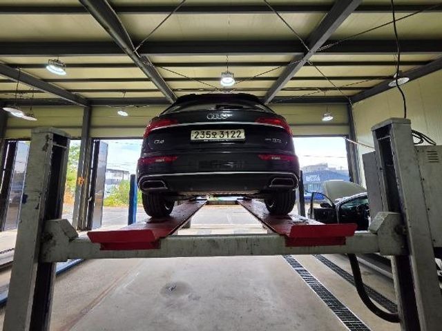 Audi Q5 2023 — inspection photo 2