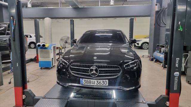 Mercedes-Benz E-Class 2023 — inspection photo 1