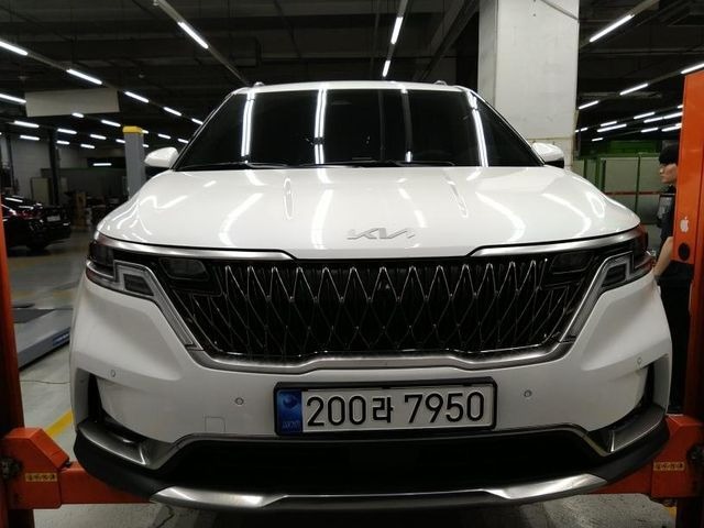 Kia Canival 2023 — inspection photo 1