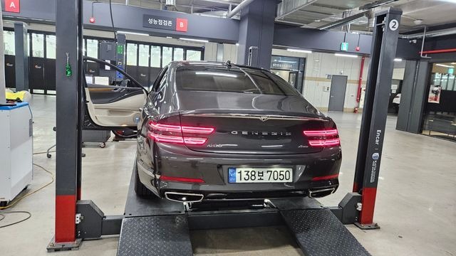 Genesis G80 2023 — inspection photo 2