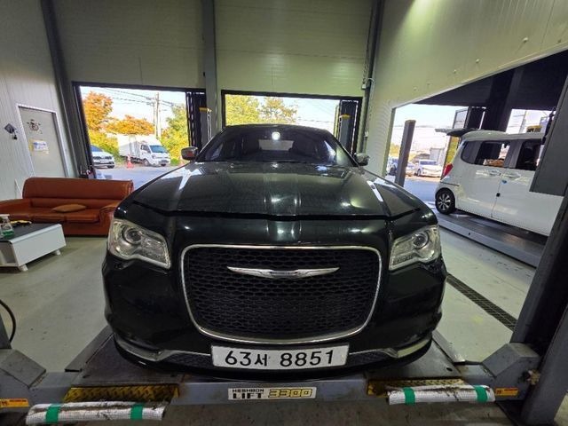 Chrysler 300C 2015 — inspection photo 1