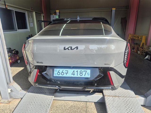 Kia EV4 2027 — inspection photo 2