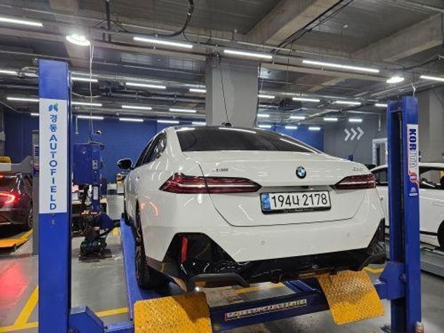 BMW 5-Series 2024 — inspection photo 2