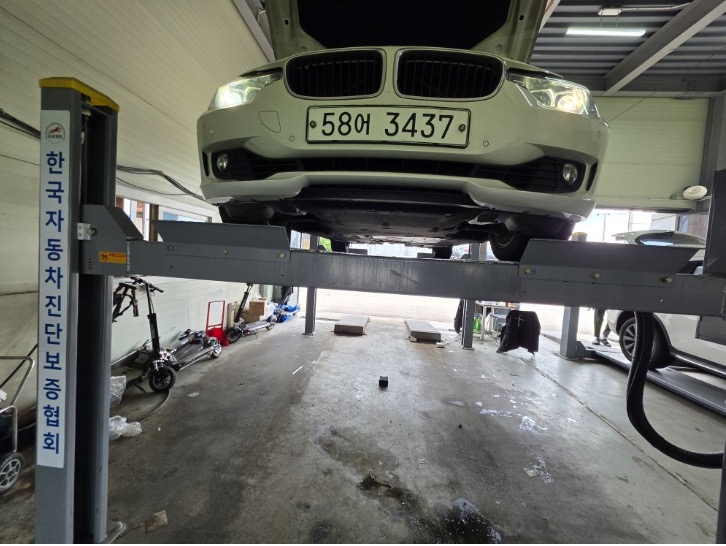 BMW 3-Series 2012 — inspection photo 1
