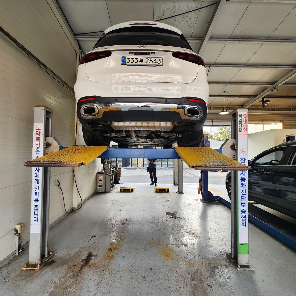 Mercedes-Benz GLS-Class 2025 — inspection photo 2
