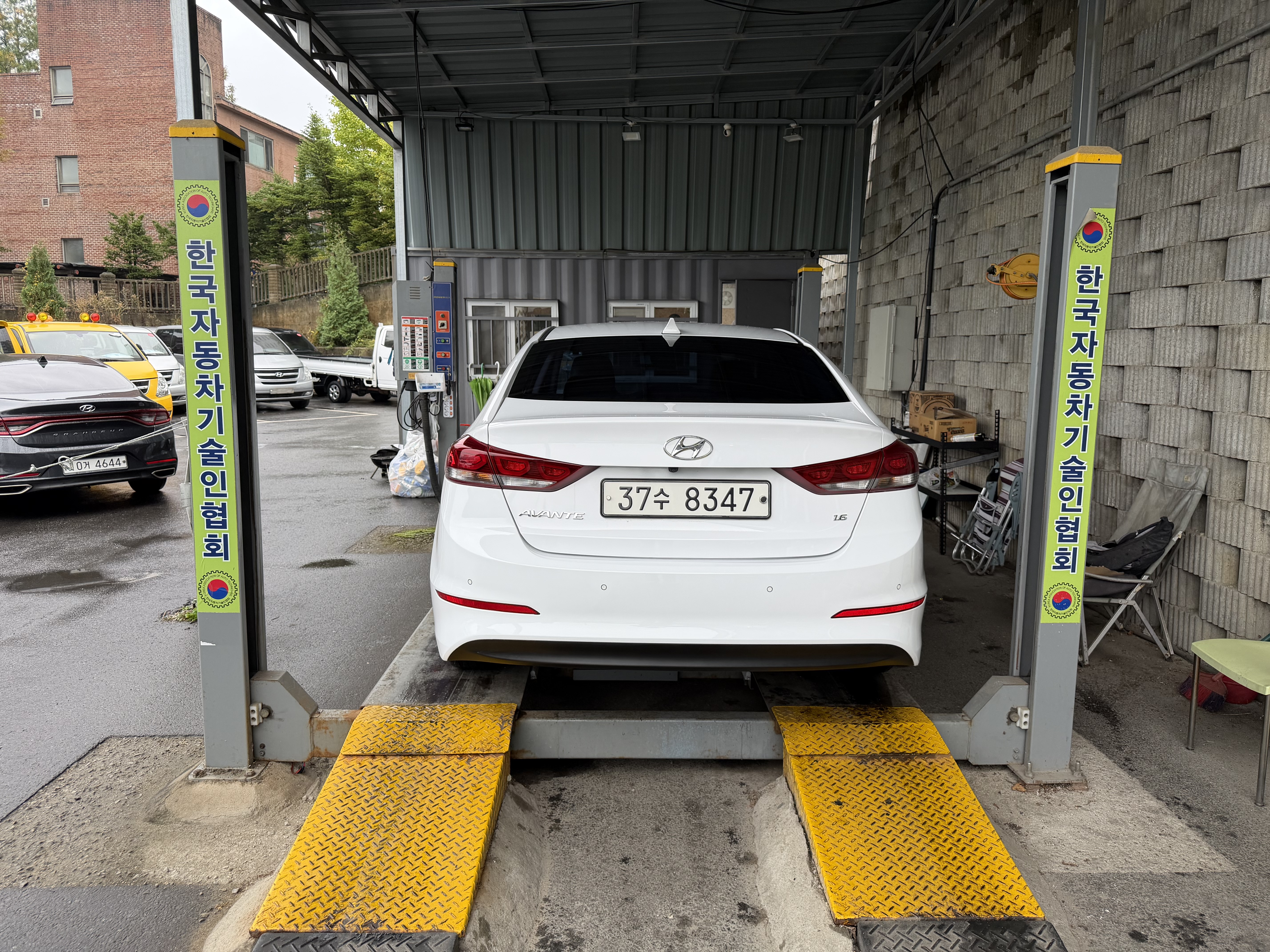 Hyundai AVANTE 2018 — inspection photo 2