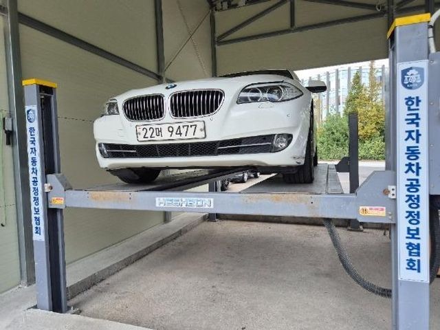BMW 5-Series 2013 — inspection photo 1