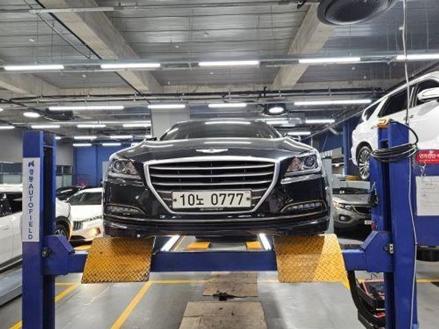 Hyundai Genesis 2016 — inspection photo 1