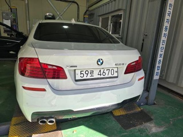 BMW 5-Series 2015 — inspection photo 2