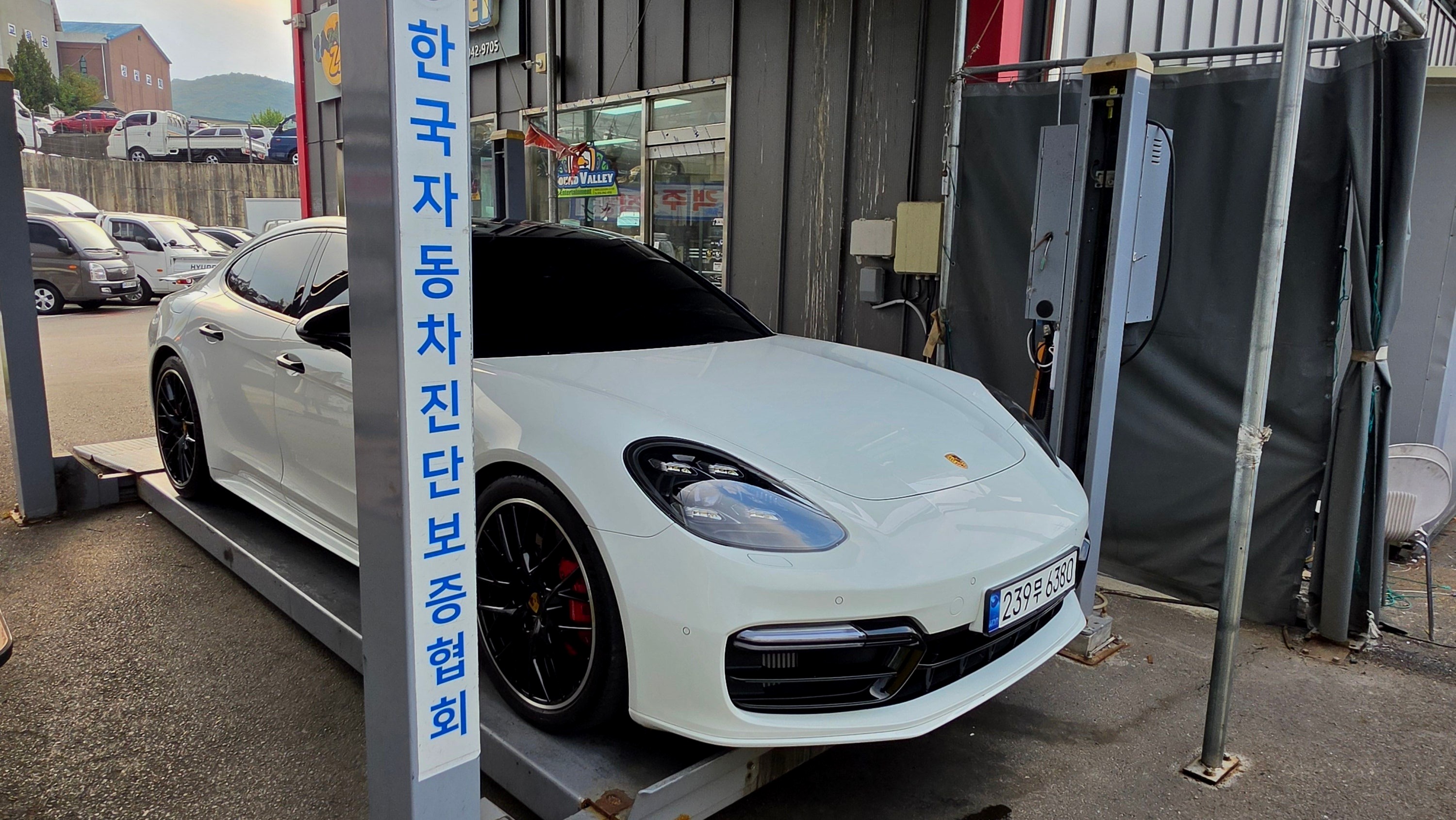 Porsche Panamera 2020 — inspection photo 1