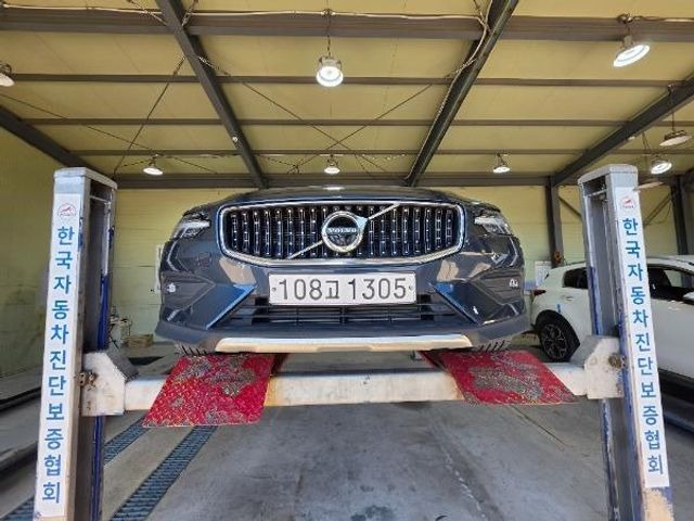 Volvo V60 2020 — inspection photo 1