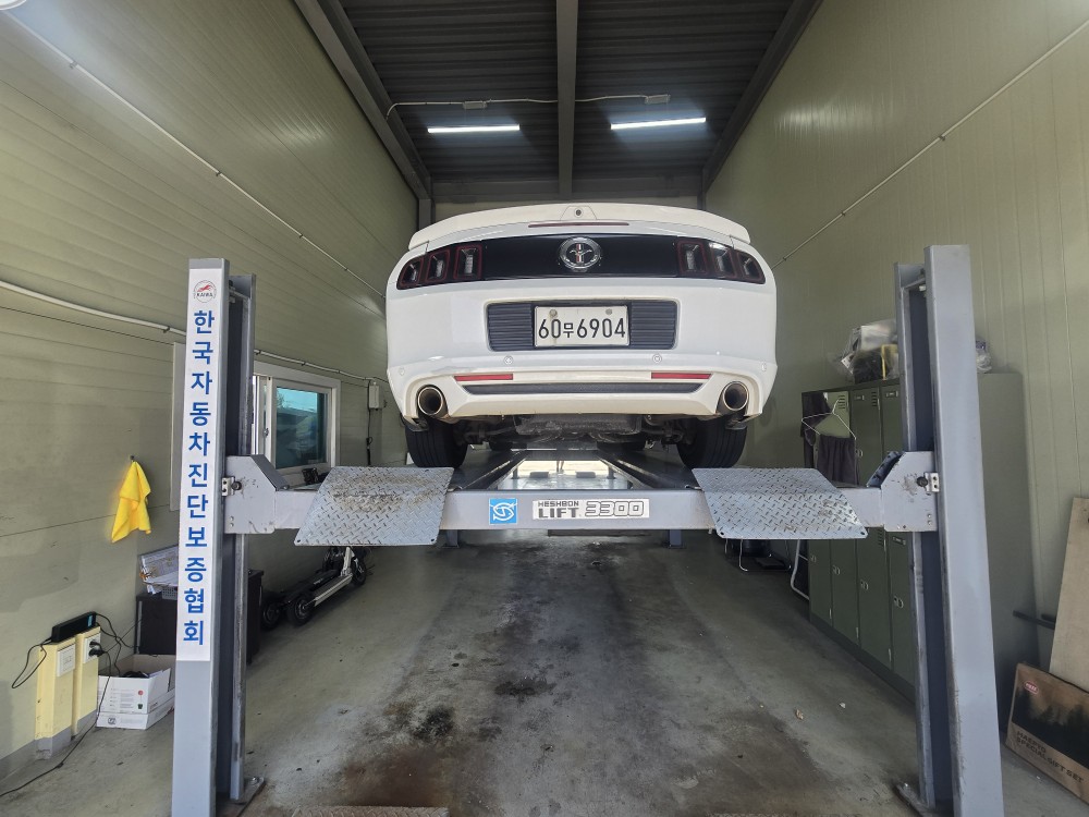 Ford Mustang 2014 — inspection photo 2