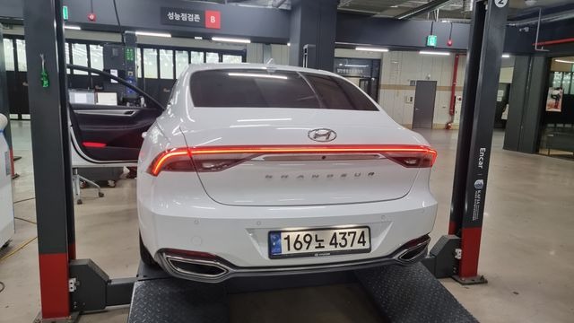Hyundai Grandeur 2023 — inspection photo 2