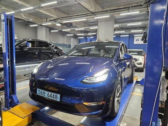 Tesla Model Y 2022 — inspection photo 1