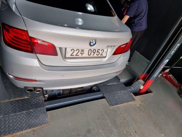 BMW 5-Series 2016 — inspection photo 2