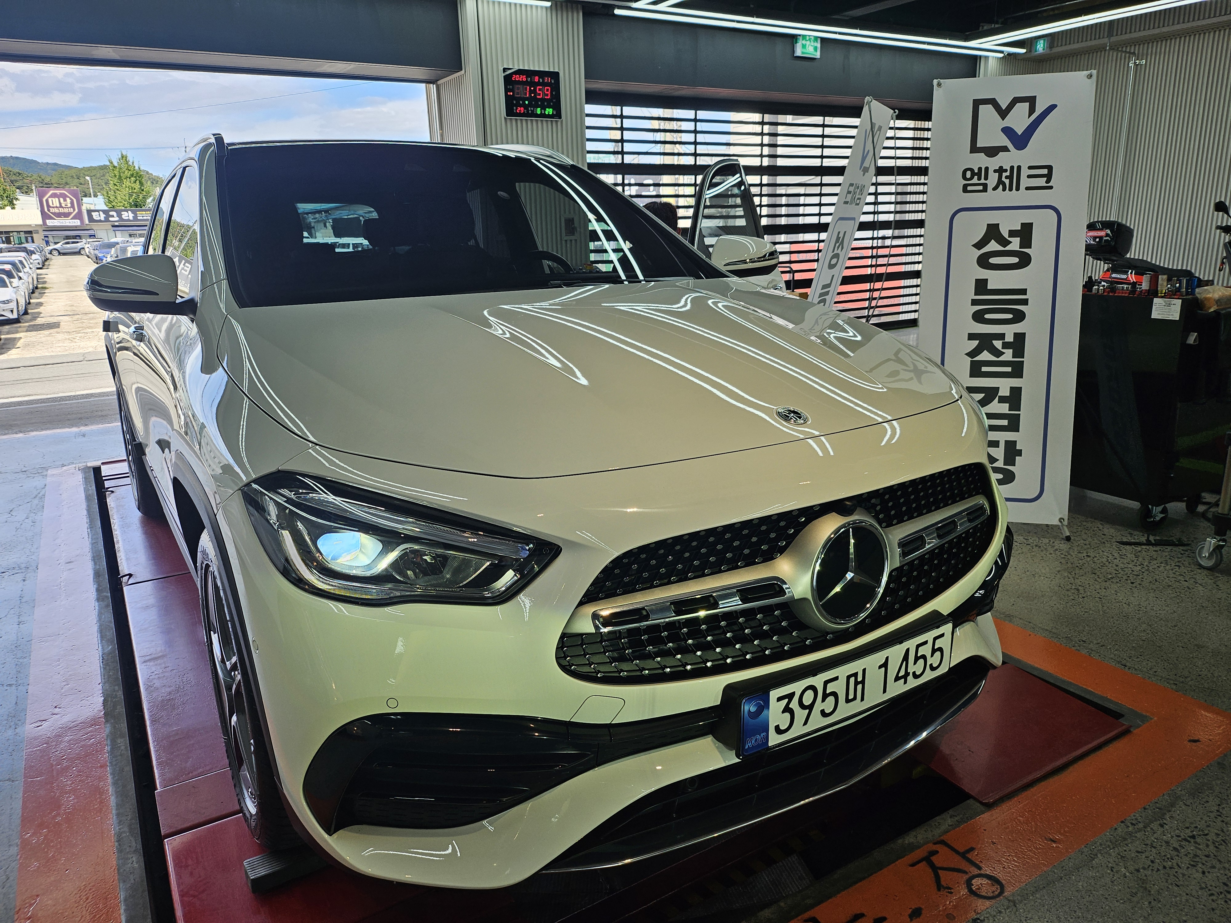 Mercedes-Benz GLA-Class 2023 — inspection photo 1