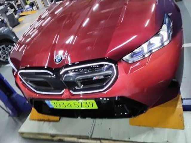 BMW M5 2026 — inspection photo 1
