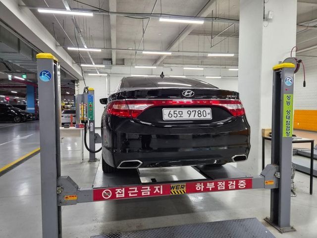 Hyundai Grandeur 2015 — inspection photo 2