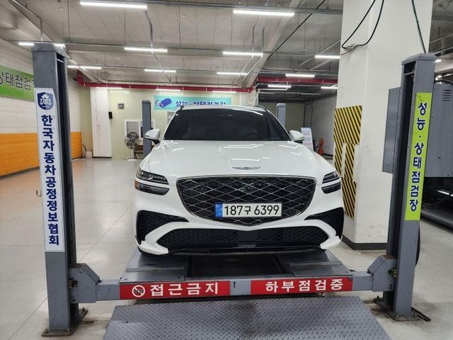 Genesis GV70 2025 — inspection photo 1