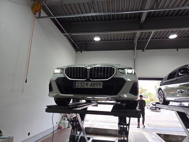 BMW 5-Series 2025 — inspection photo 1