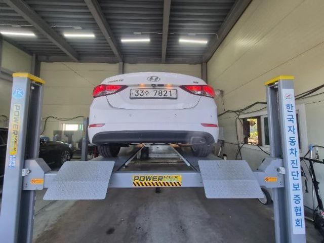 Hyundai AVANTE 2014 — inspection photo 2