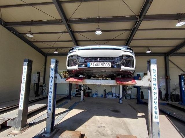 Ferrari Purosangue 2024 — inspection photo 1