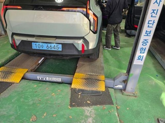Kia EV3 2025 — inspection photo 2